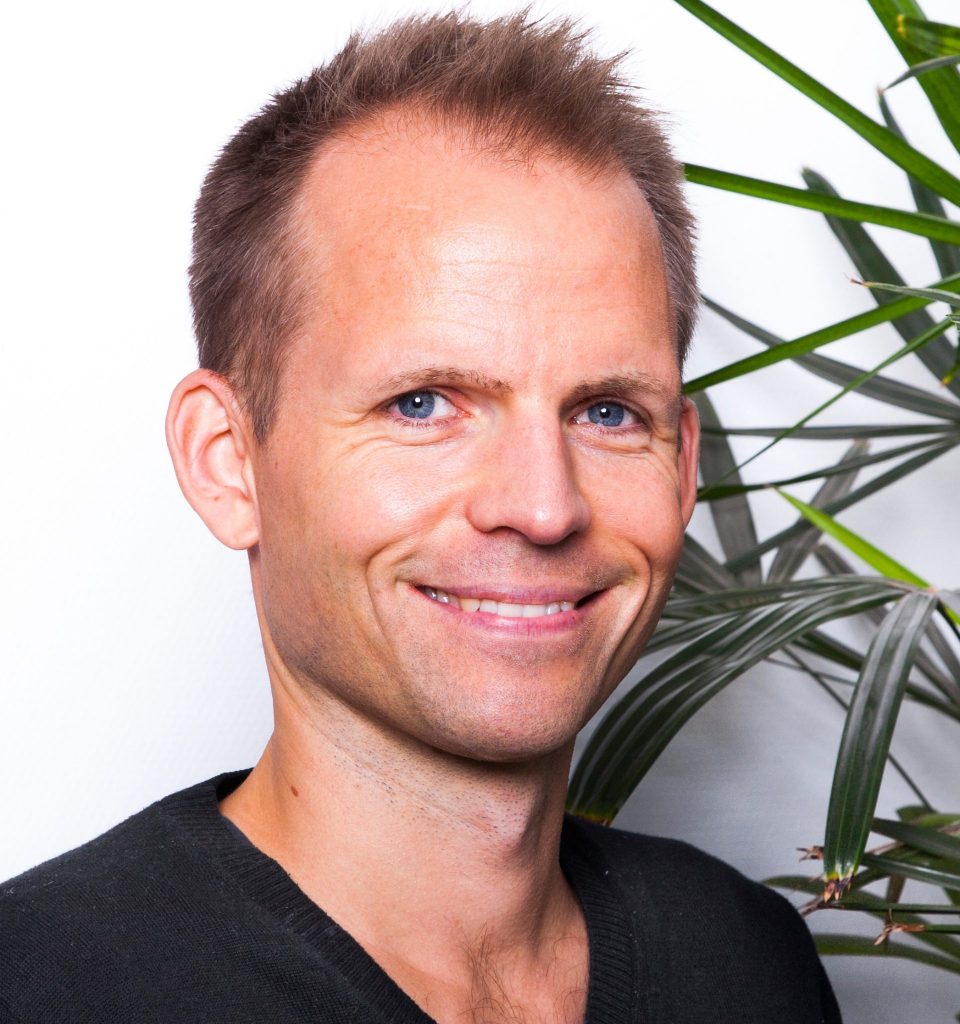 <strong>Søren Sølund<a href="http://www.44941999.dk/files/2018/08/2018-StudioOne-dk-Serie-B-4a.jpg"></a></strong>